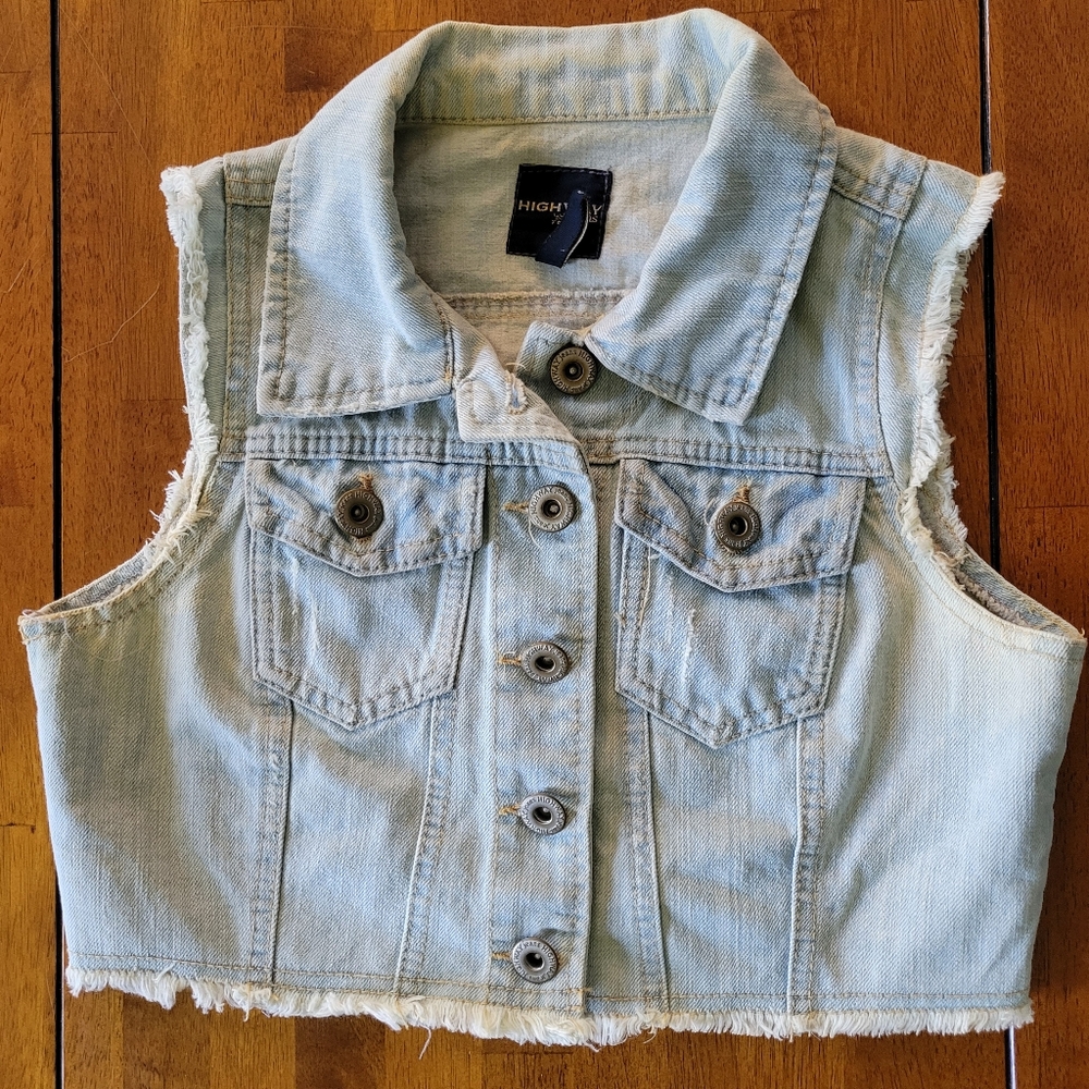 Highway Jeans sleeveless cropped jacket, Juniors size S,